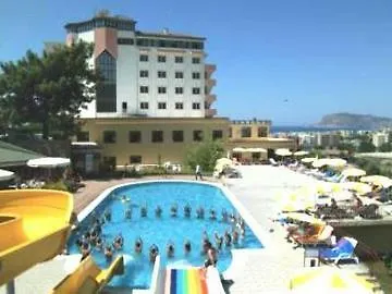 Hotell Akropol 4*